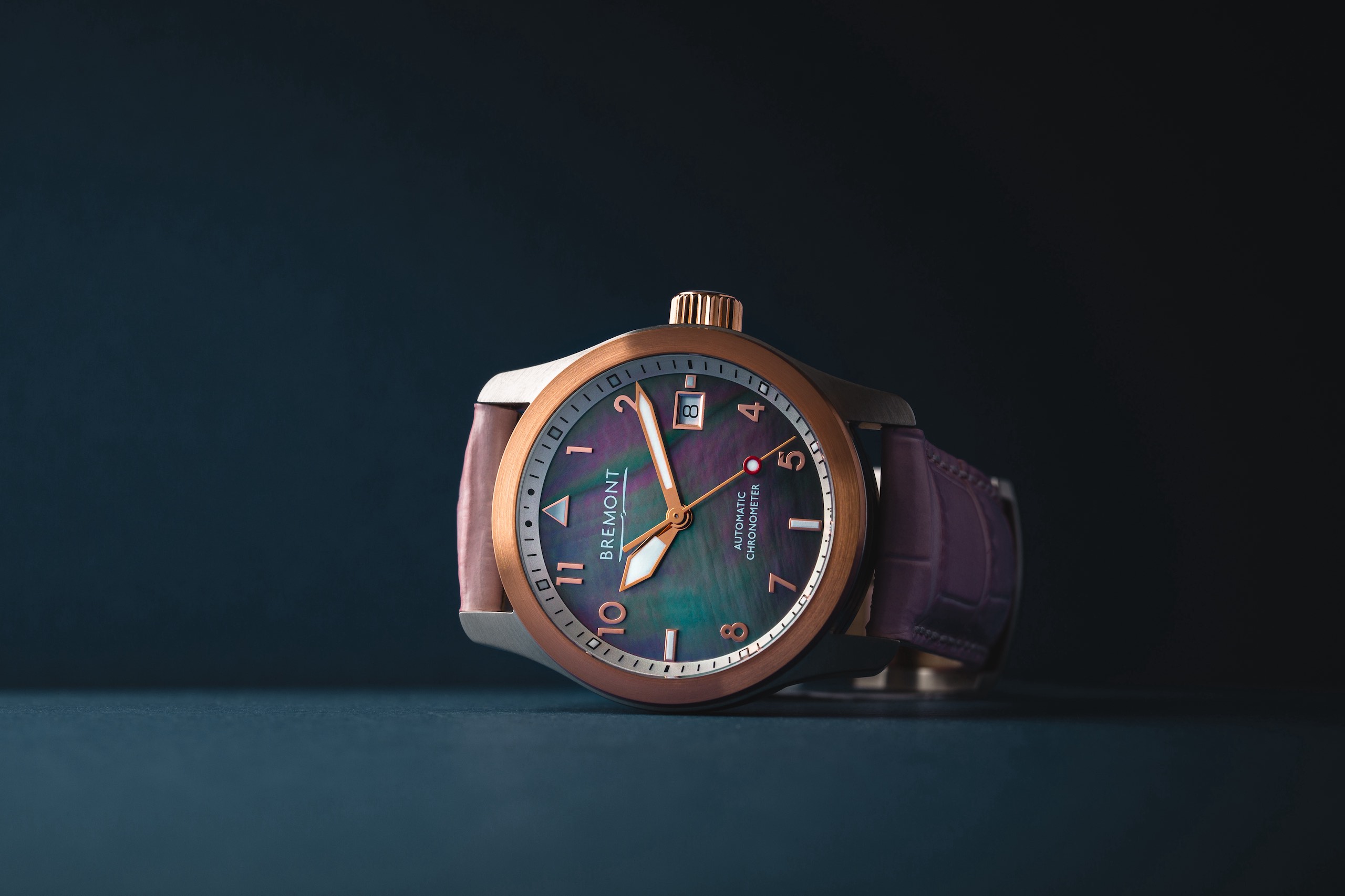 Bremont solo 37 deals rose gold