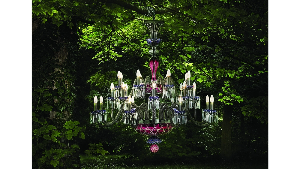 A Custom Saint-Louis Crystal Chandelier—and a Trip to Paris Robb Report Ultimate Gift Guide 2022