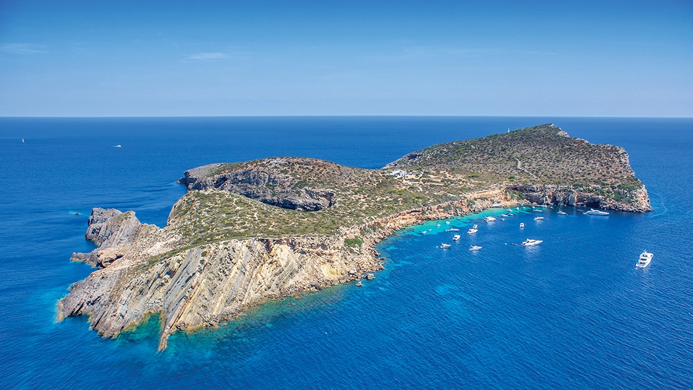 A Week on an Ibizan Private Island Robb Report Ultimate Gift Guide 2022