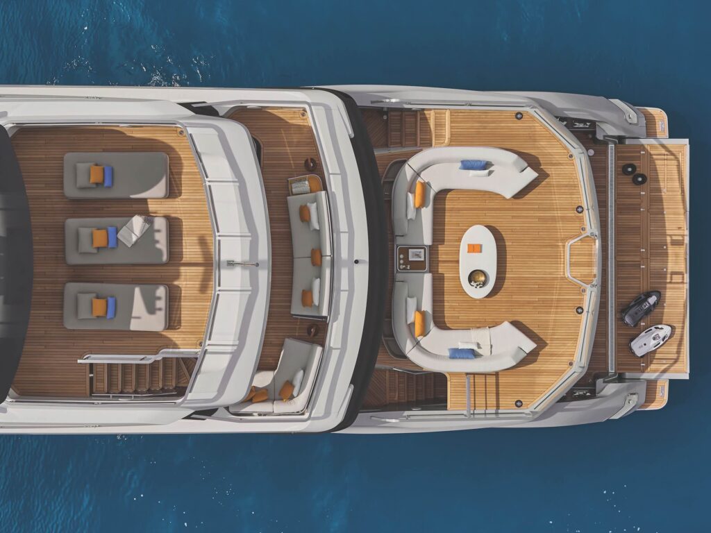 Azimut Grande Trideck